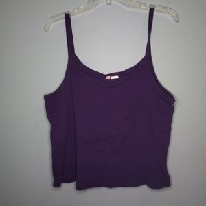 Selling used clothes.